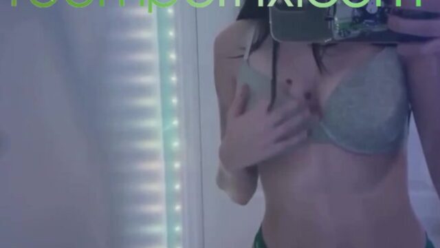 Julzzess Leaked Onlyfans – Tease Boobs In Mirror